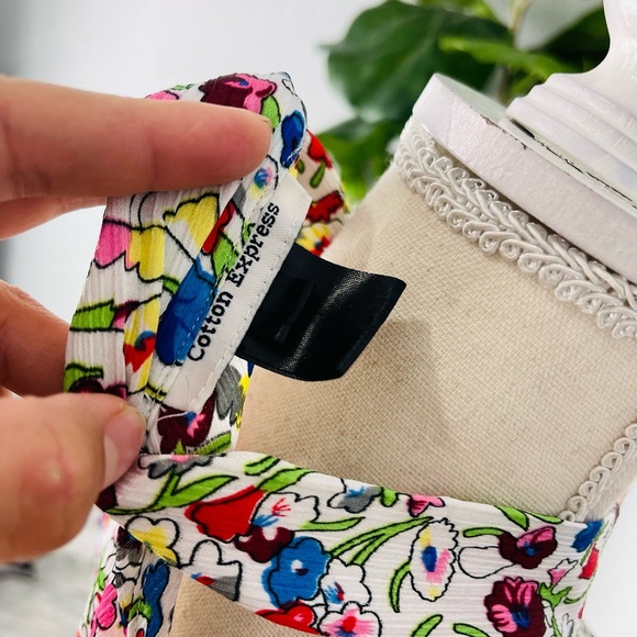 Cotton Express Floral Satin Sleeveless Smocked Waist Halter Top - Picture 3 of 5